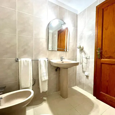 Διαμέρισμα Modern Mp With Wifi, Pool, Beach In Tenerife South