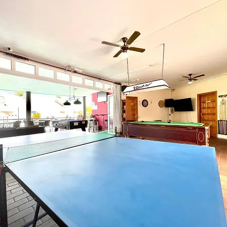 Modern Mp With Wifi, Pool, Beach In Tenerife South