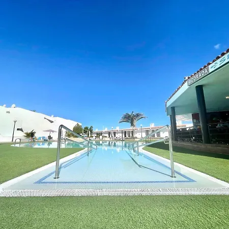 Modern Mp With Wifi, Pool, Beach In Tenerife South Διαμέρισμα